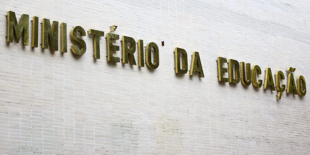 governo-recompoe-orcamento-para-educacao-e-ciencia