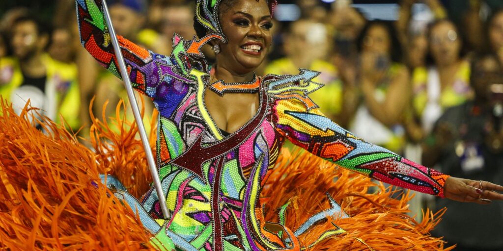 brasileiros-historicos-serao-homenageados-no-2o-dia-de-desfile-em-sp