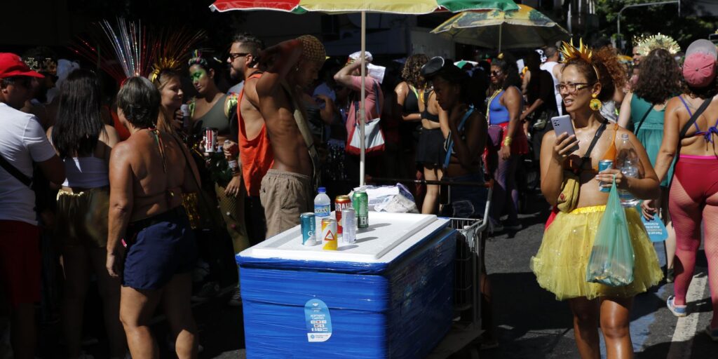 Saiba como se prevenir dos golpes financeiros no carnaval – Portal do ...