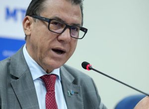 governo-estuda-restringir-credito-a-empresas-por-assedio-eleitoral
